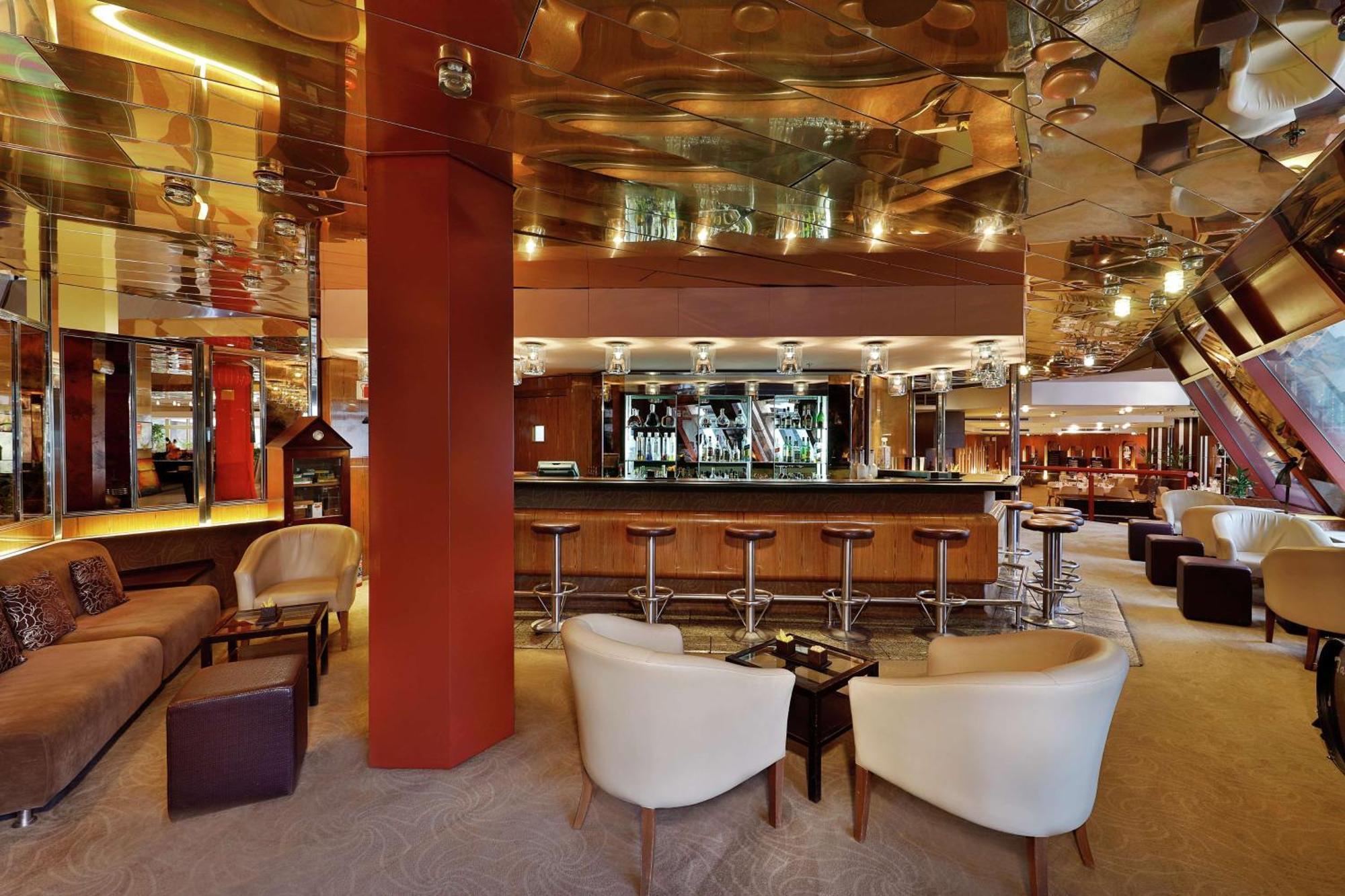 Transcorp Hilton Abuja Hotel Exterior photo