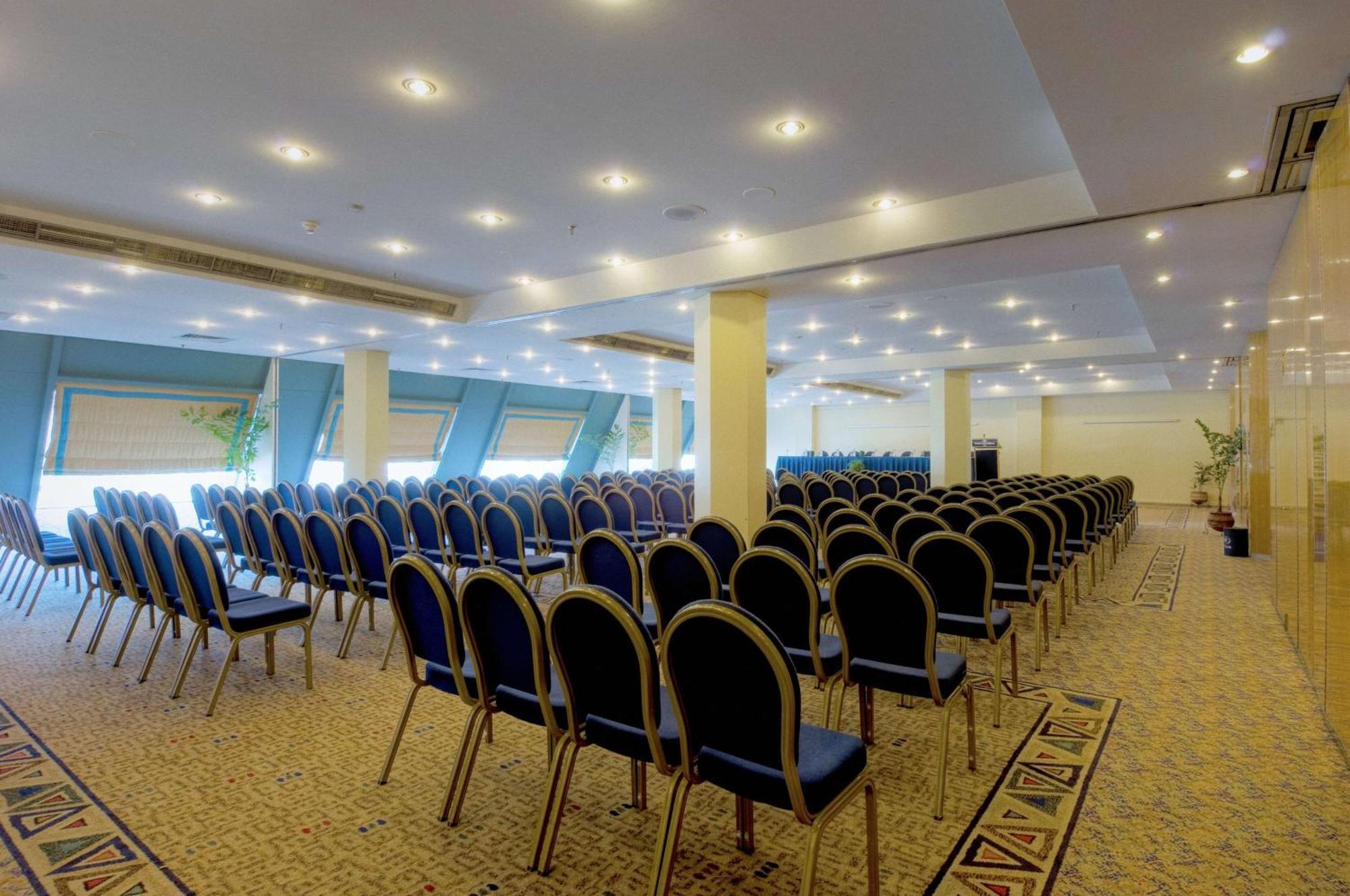 Transcorp Hilton Abuja Hotel Facilities photo