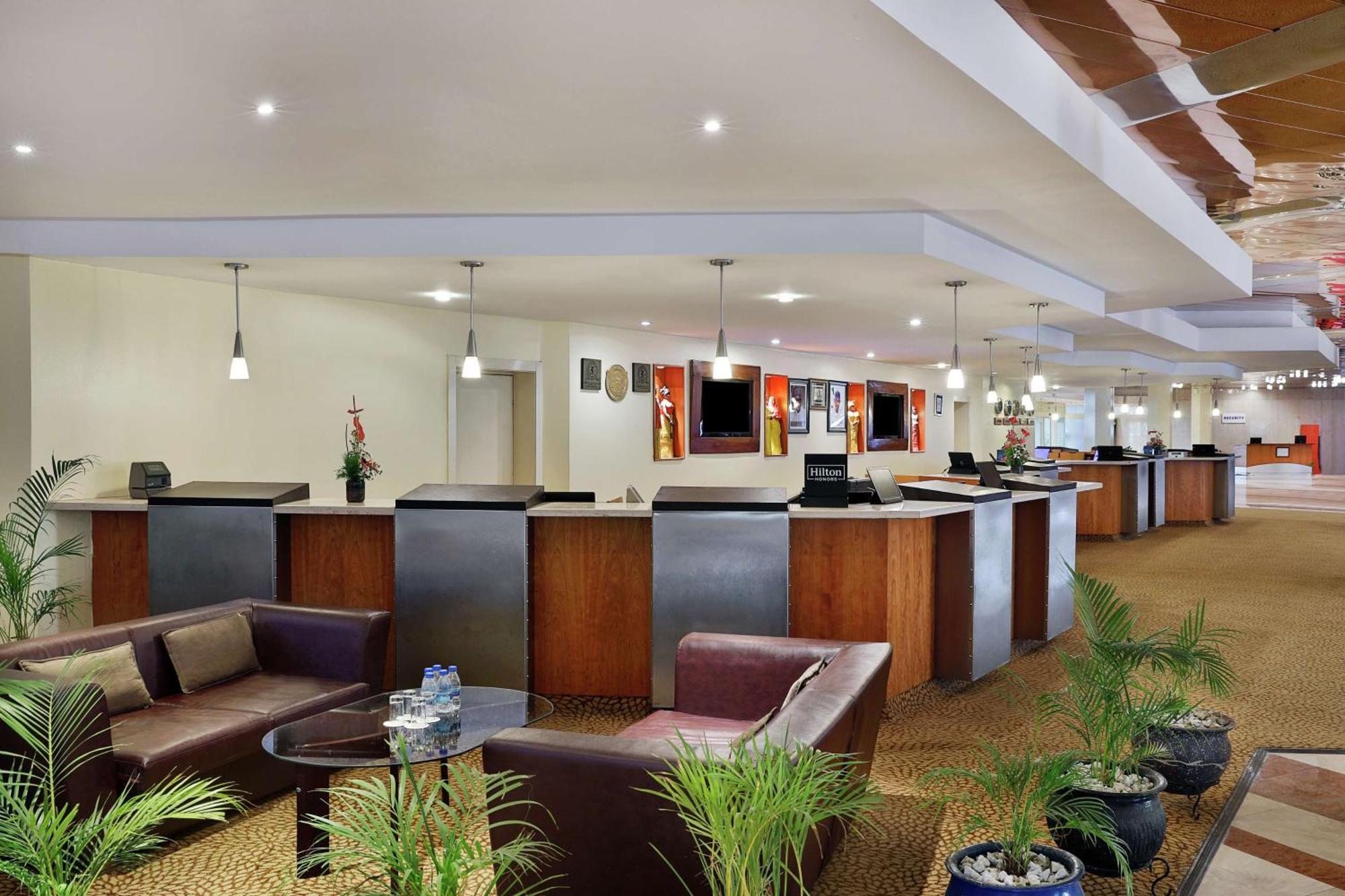 Transcorp Hilton Abuja Hotel Exterior photo