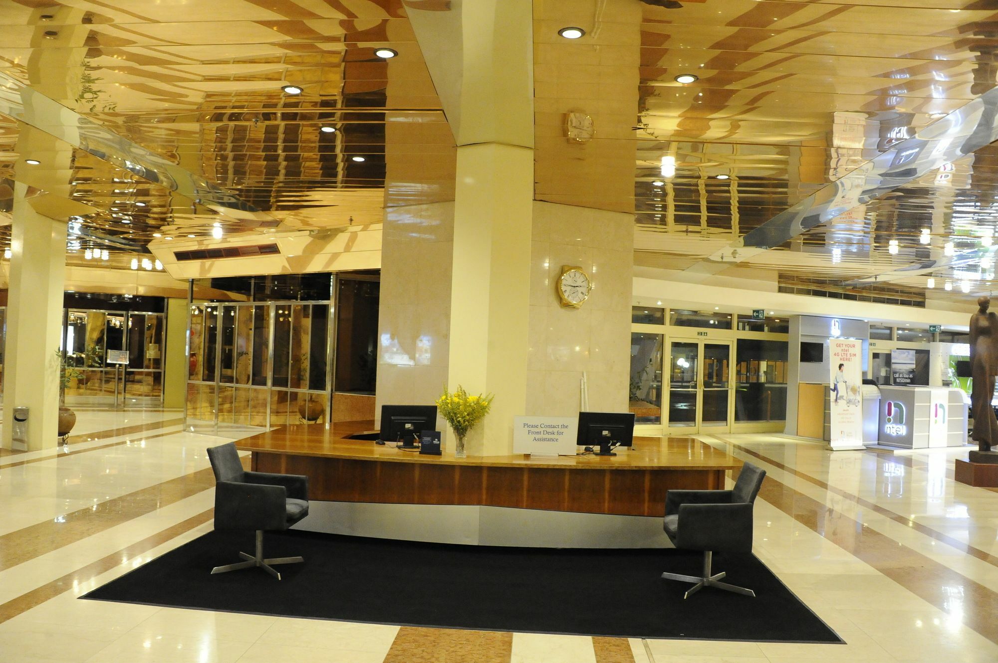 Transcorp Hilton Abuja Hotel Exterior photo